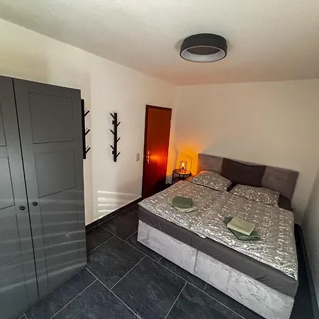 شقة Gleesbergquelle