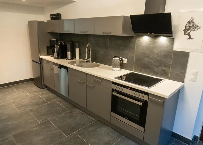 Gleesbergquelle * باد شليما